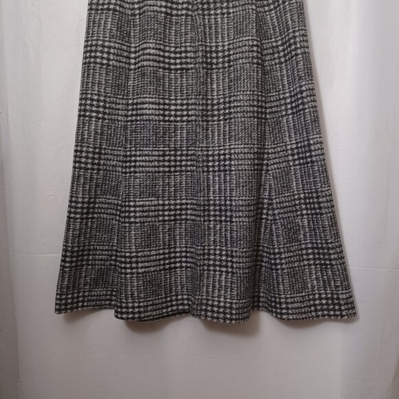 UNIQLO WOOL BLEND FLARE SKIRT CHECKERED PLAID - Picture 6 of 11